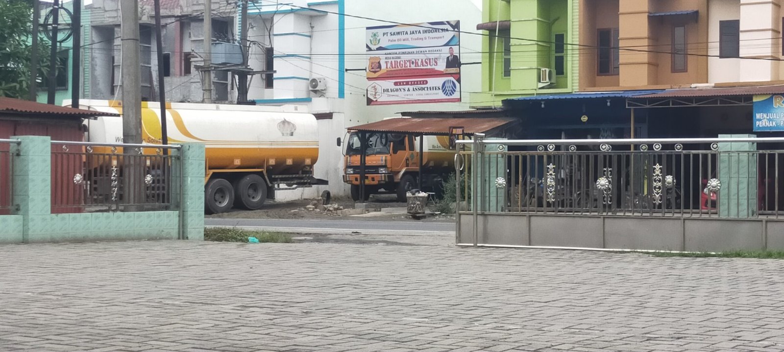 Gudang pengolahan CPO ilegal1