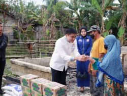 Pimpinan DPRD Sumut Ricky Anthony Bantu Korban Kebakaran di Padang Tualang
